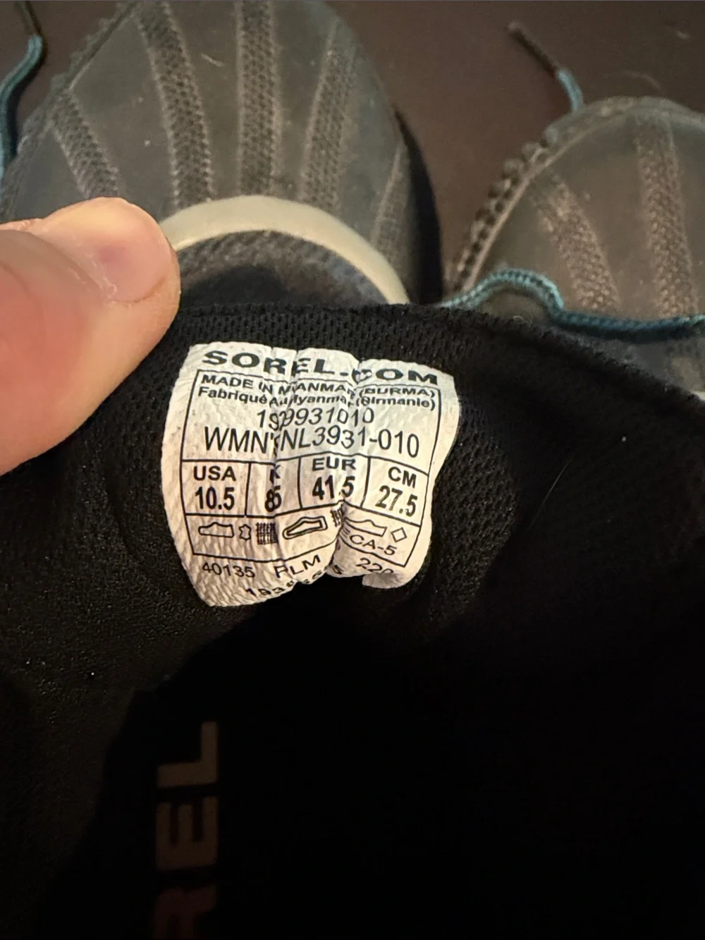 Sorel Waterproof Plaid Booties in Black and Gray W10.5